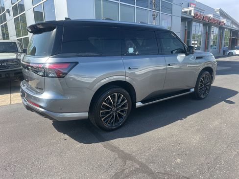 Used 2025 INFINITI QX80 Autograph w/ Autograph Exterior Package image 6