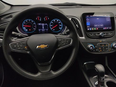 Used 2025 Chevrolet Malibu LT FWD image 22