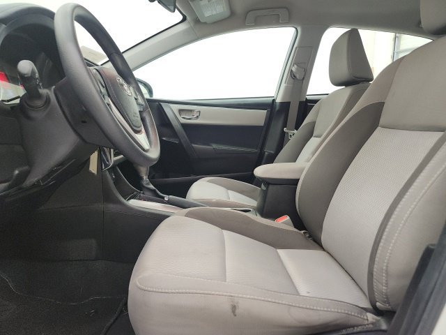 Used 2017 Toyota Corolla LE FWD image 11