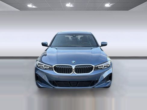Certified 2025 BMW 330i Sedan RWD image 6