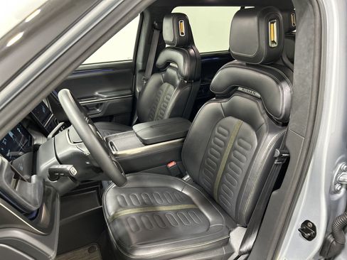 Used 2024 Rivian R1S Adventure AWD/4WD image 20
