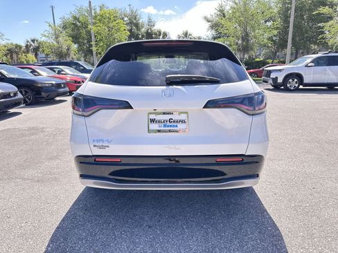 New 2026 Honda HR-V EX-L image 5