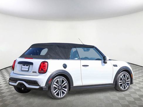 Used 2023 MINI Cooper S FWD image 5