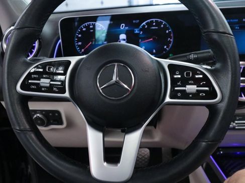 Used 2021 Mercedes-Benz GLB 250 image 18