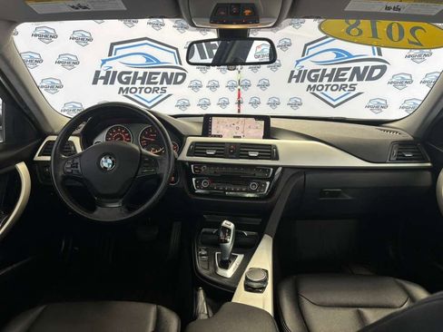 Used 2018 BMW 320i xDrive Sedan w/ Convenience Package image 25