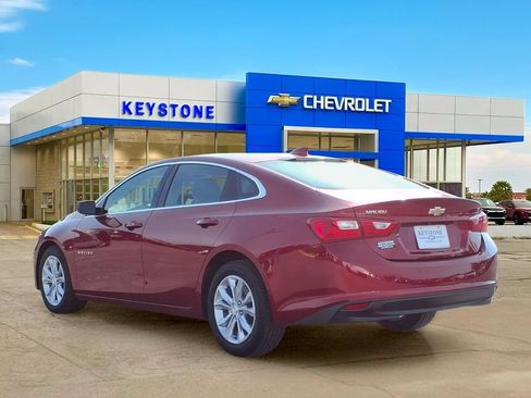 Used 2025 Chevrolet Malibu LT FWD image 5