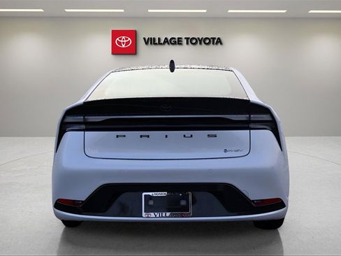 New 2026 Toyota Prius XSE Premium image 4