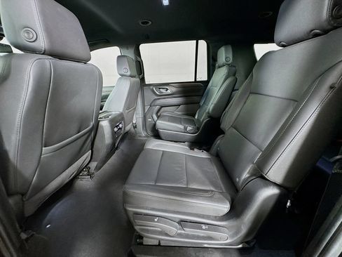 Used 2024 Chevrolet Suburban Z71 AWD/4WD image 27