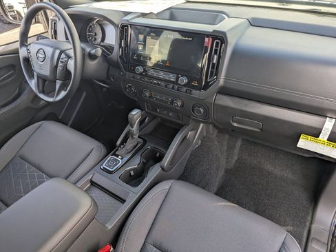 New 2026 Nissan Frontier SV w/ Tow Package AWD/4WD image 30