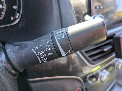 Used 2019 Honda Accord Sport image 11