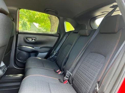 Used 2023 Honda HR-V Sport image 17