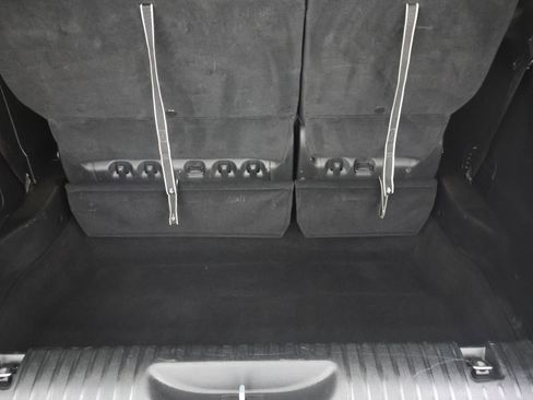 Used 2024 Chrysler Pacifica Limited FWD image 31