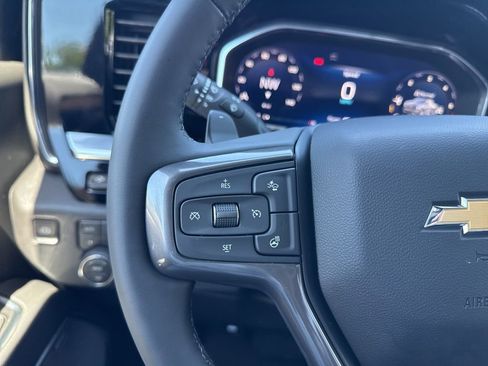 New 2026 Chevrolet Silverado 1500 High Country AWD/4WD image 16