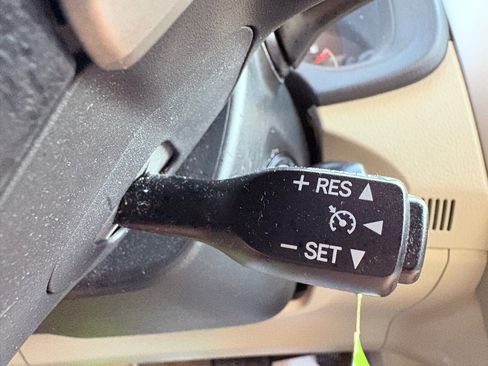 Used 2011 Toyota Corolla LE image 39