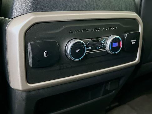 Certified 2022 Ford Expedition XLT image 13