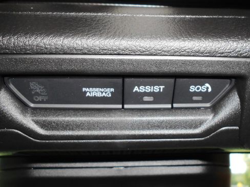 New 2025 Jeep Gladiator Sport image 23