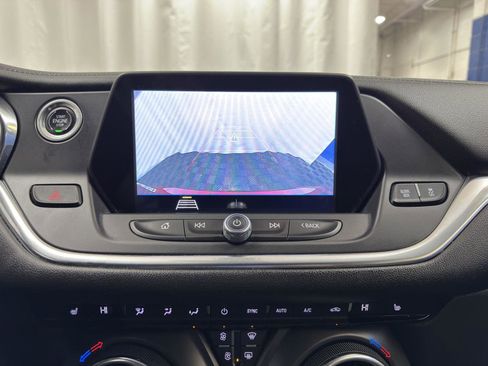 Used 2019 Chevrolet Blazer LT image 27