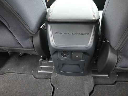 New 2026 Ford Explorer Active image 14