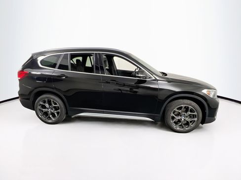Used 2022 BMW X1 xDrive28i w/ Premium Package image 4