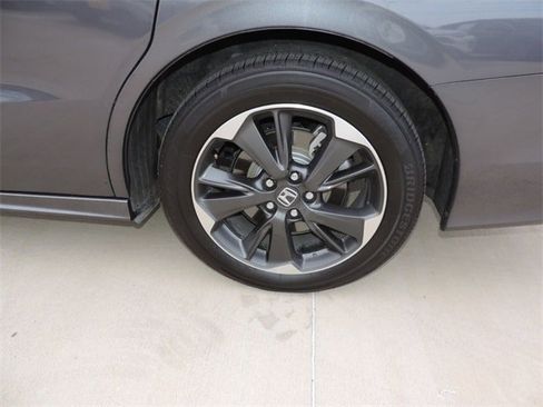 Used 2024 Honda Odyssey Elite image 9