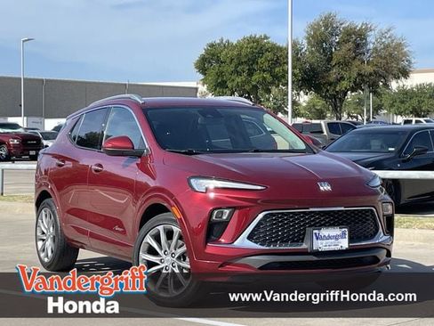 Used 2024 Buick Encore GX Avenir w/ Avenir Convenience Package FWD image 1