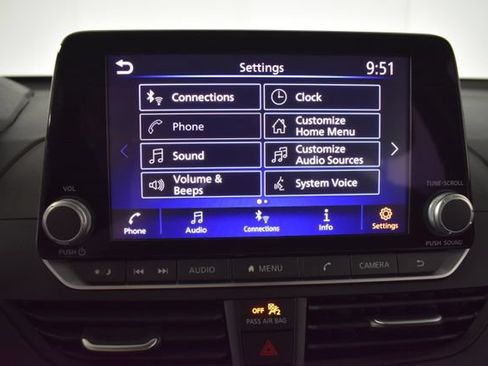 Certified 2025 Nissan Altima 2.5 S FWD image 20
