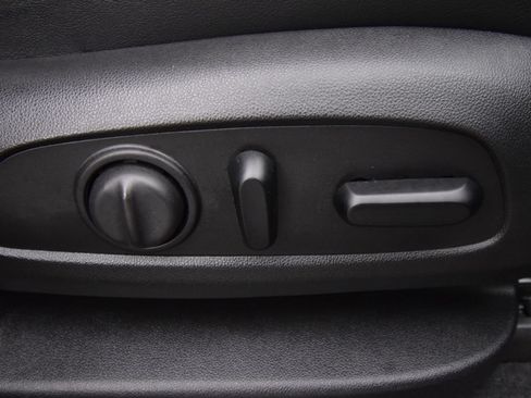 Used 2021 Chevrolet Traverse High Country w/ LPO, Floor Liner Package FWD image 33