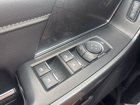 Used 2022 Ford F150 XLT w/ Equipment Group 302A High AWD/4WD image 9