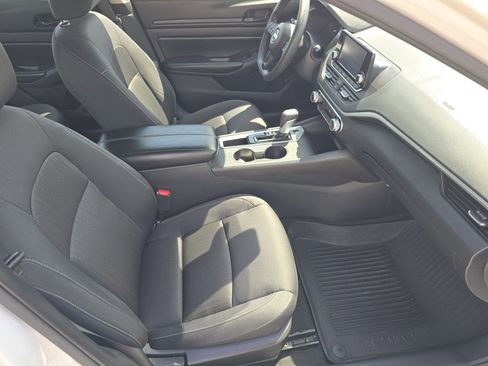 Used 2024 Nissan Altima 2.5 S image 20
