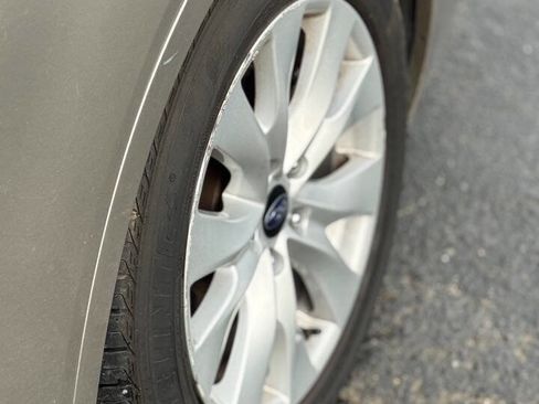 Used 2017 Subaru Legacy 2.5i Premium image 19