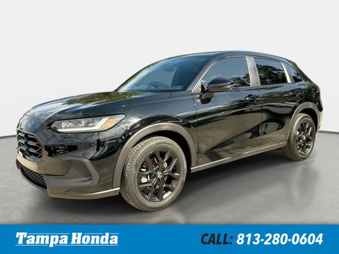 Certified 2025 Honda HR-V Sport image 1