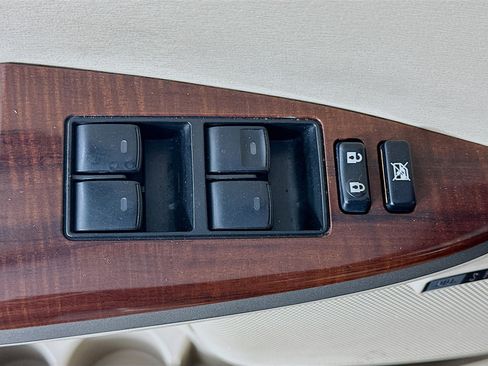 Used 2009 Toyota Venza AWD image 15