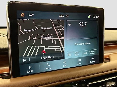 Used 2023 Lincoln Aviator Grand Touring w/ Equipment Group 301A AWD/4WD image 15