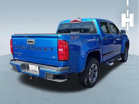 Used 2021 Chevrolet Colorado Z71 w/ Safety Package AWD/4WD image 3