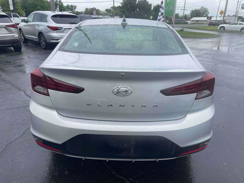 Used 2019 Hyundai Elantra Value Edition FWD image 8