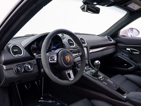 Certified 2023 Porsche 718 Cayman GTS RWD image 4