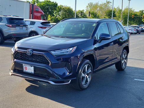 Certified 2024 Toyota RAV4 SE w/ Weather & Moonroof Package AWD/4WD image 3