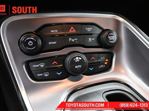 Used 2022 Dodge Challenger GT RWD image 18