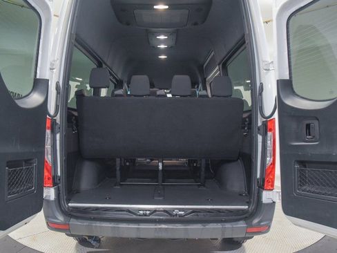 Used 2024 Mercedes-Benz Sprinter 2500 image 15