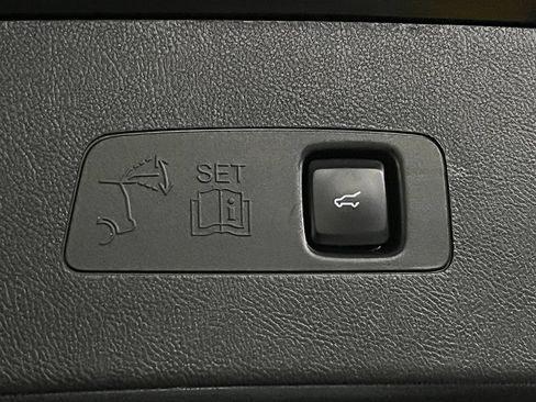 Used 2023 Lincoln Corsair FWD image 34