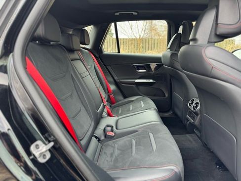 Used 2024 Mercedes-Benz GLC 43 AMG 4MATIC image 17