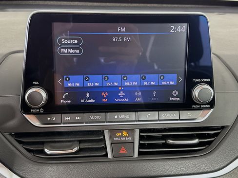 Used 2019 Nissan Altima 2.5 S FWD image 17