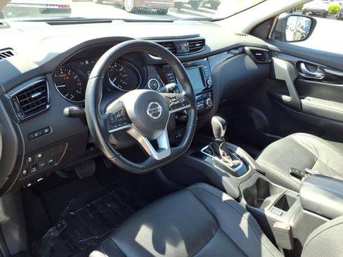 Used 2022 Nissan Rogue Sport SL AWD/4WD image 6