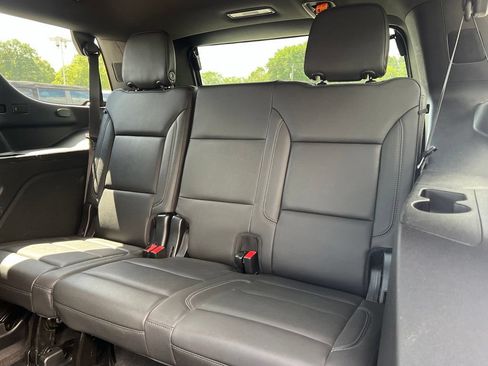 Used 2022 Chevrolet Tahoe LT RWD image 9