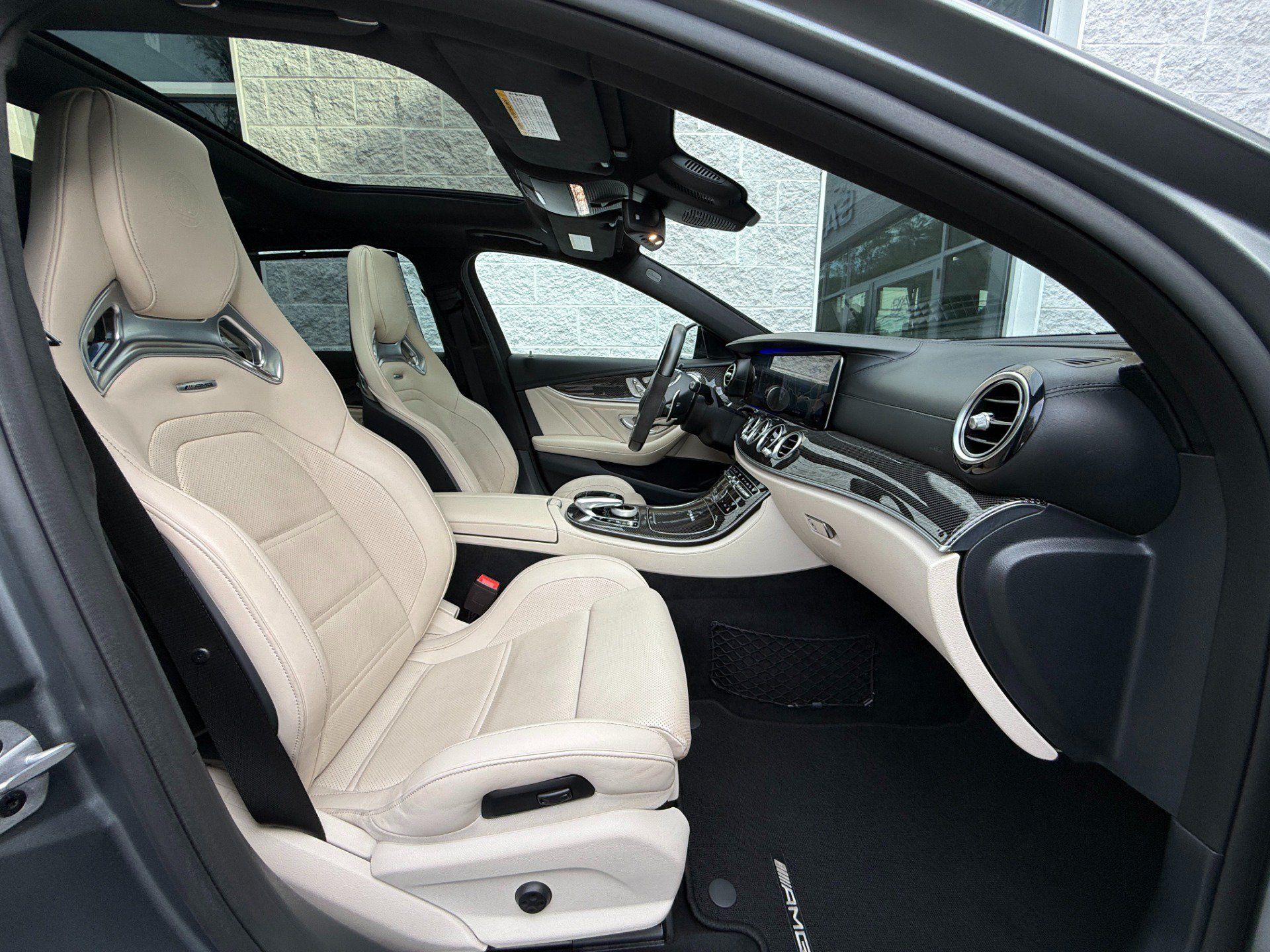 Used 2018 Mercedes-Benz E 63 AMG S image 30