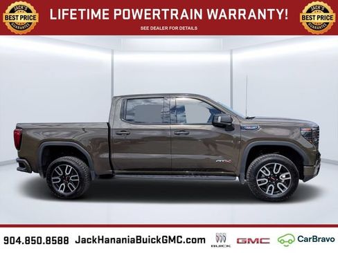 Used 2024 GMC Sierra 1500 AT4 w/ Technology Package AWD/4WD image 2