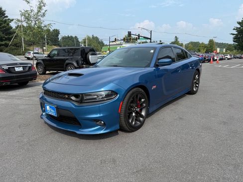 Used 2021 Dodge Charger Scat Pack w/ Plus Group image 2