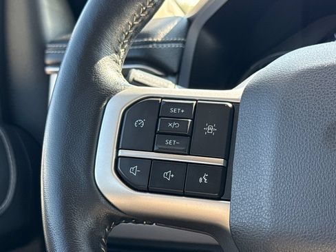 Used 2023 Ford Expedition XLT AWD/4WD image 28