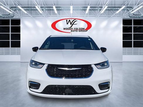 New 2026 Chrysler Pacifica Select FWD image 8