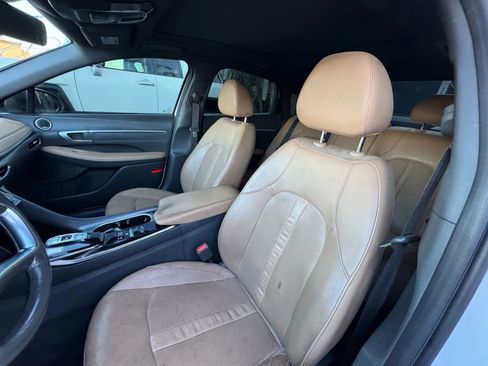 Used 2020 Hyundai Sonata Limited image 11